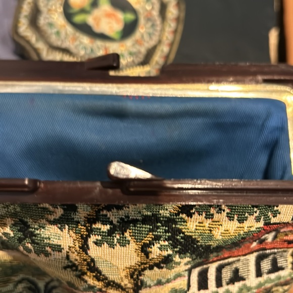 Vintage Tapestry kiss lock Pouch/case - Picture 11 of 14